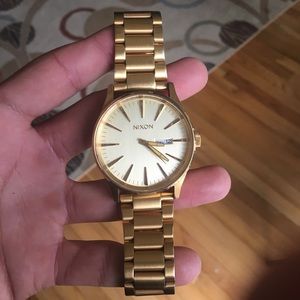 Nixon Watch